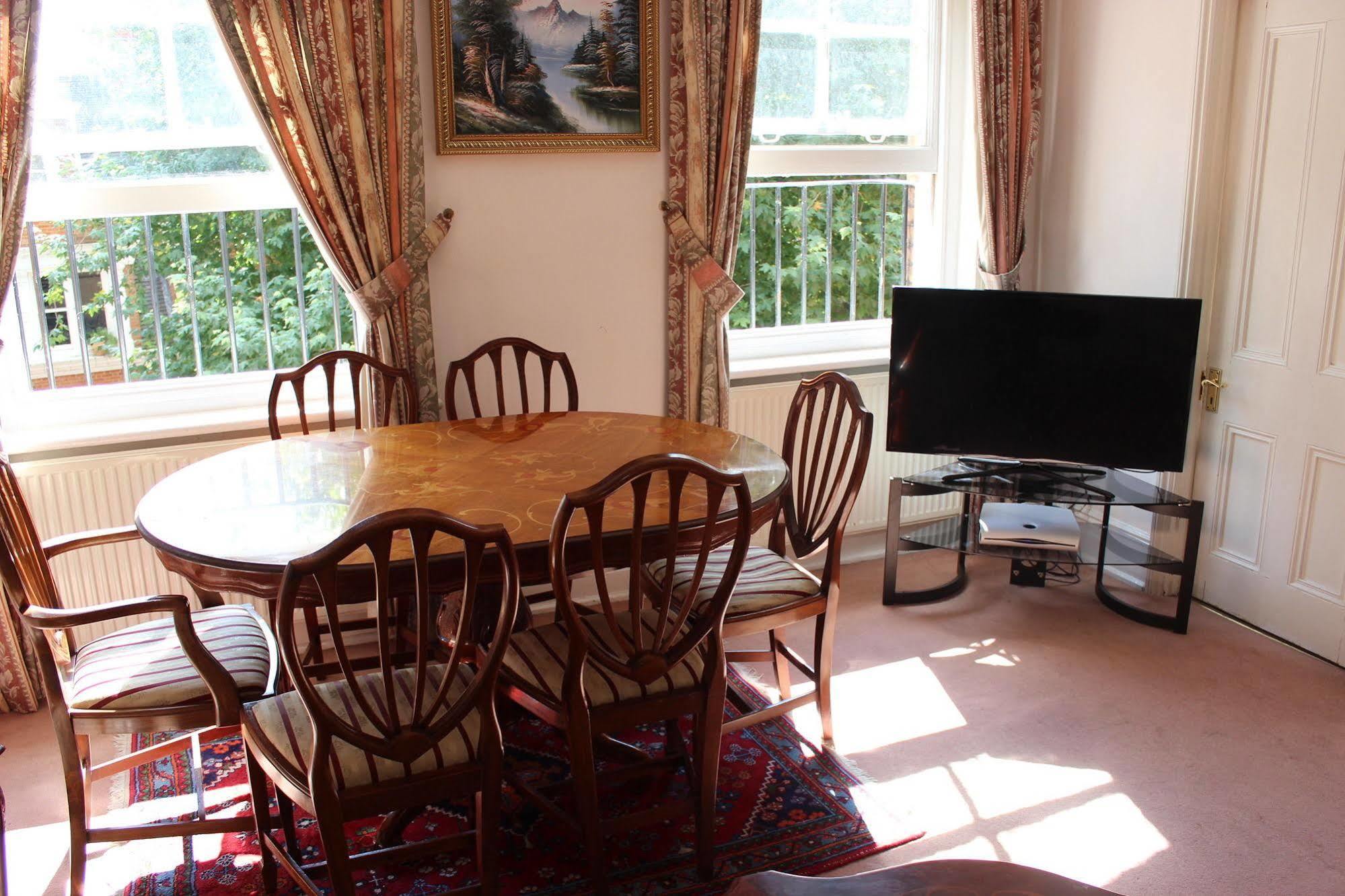 לונדון Kensingtoncourt Aparthotel מראה חיצוני תמונה